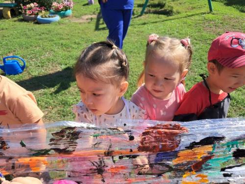 b92d66cb-84a1-4509-81e7-9b68d69cccc5