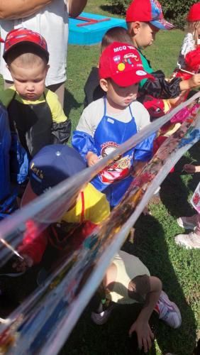 dcd495e1-7818-49e8-8ef6-9698236f7fce